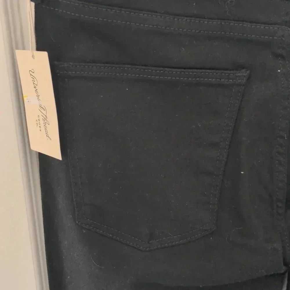 Universal Thread No Fade Bootcut Jeans - Picture 3 of 11